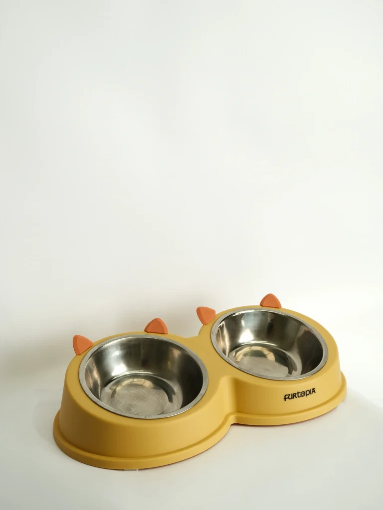 Full view of the Cat Ear Double Pet Bowl, a practical and aesthetic feeding solution for modern cat owners.