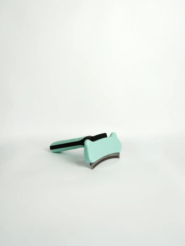 Self-Cleaning Pet Grooming Comb - Mint Green