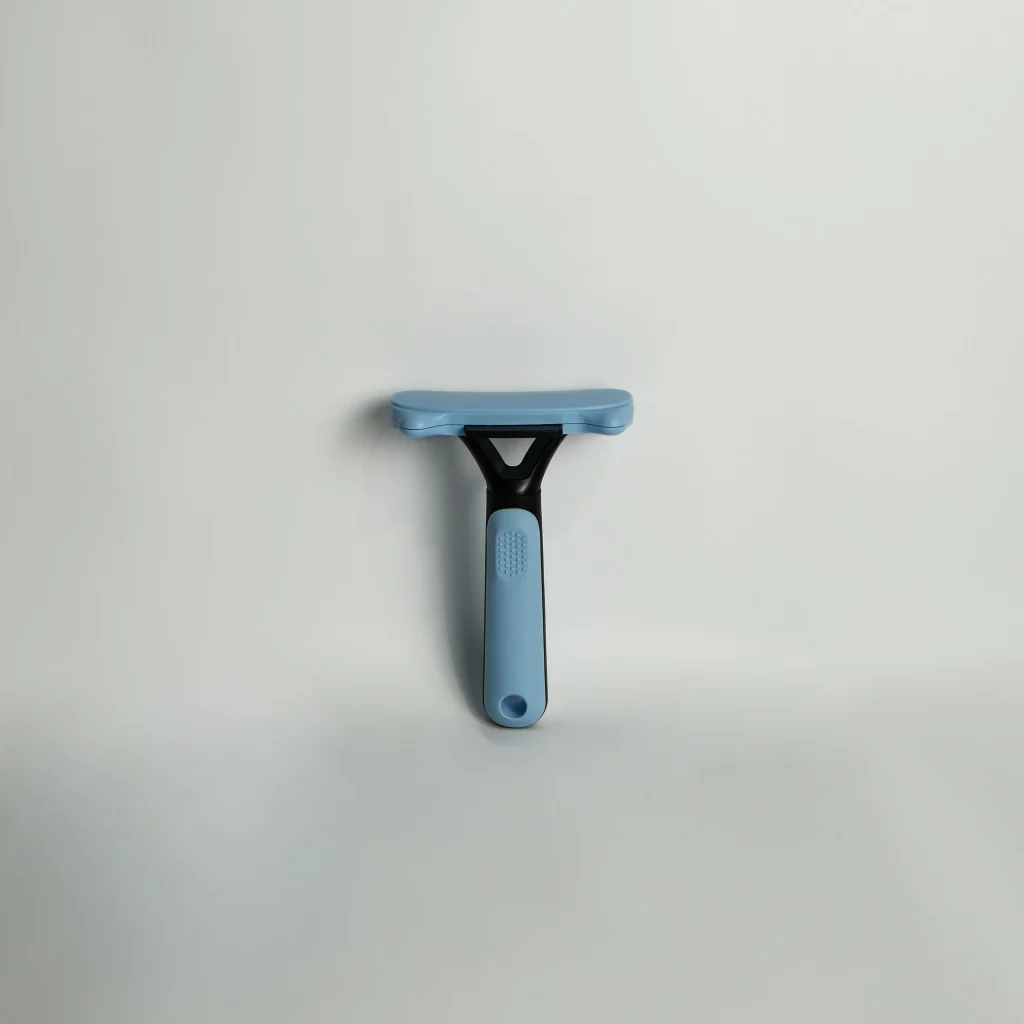 Self-Cleaning Pet Grooming Comb - Sky Blue