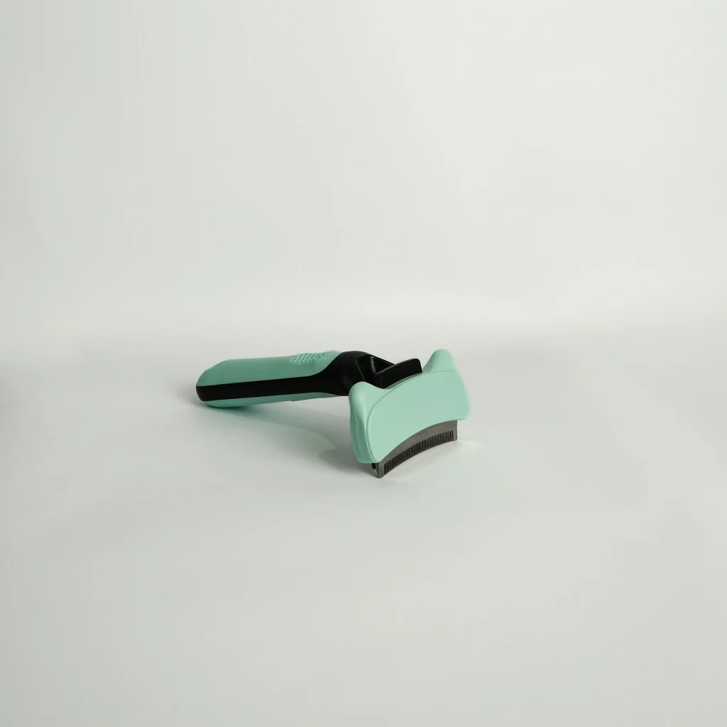 Self-Cleaning Pet Grooming Comb - Mint Green
